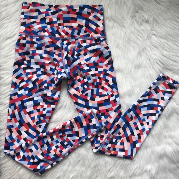 Lululemon high rise capoeira Wunder Under legging - Picture 3 of 7